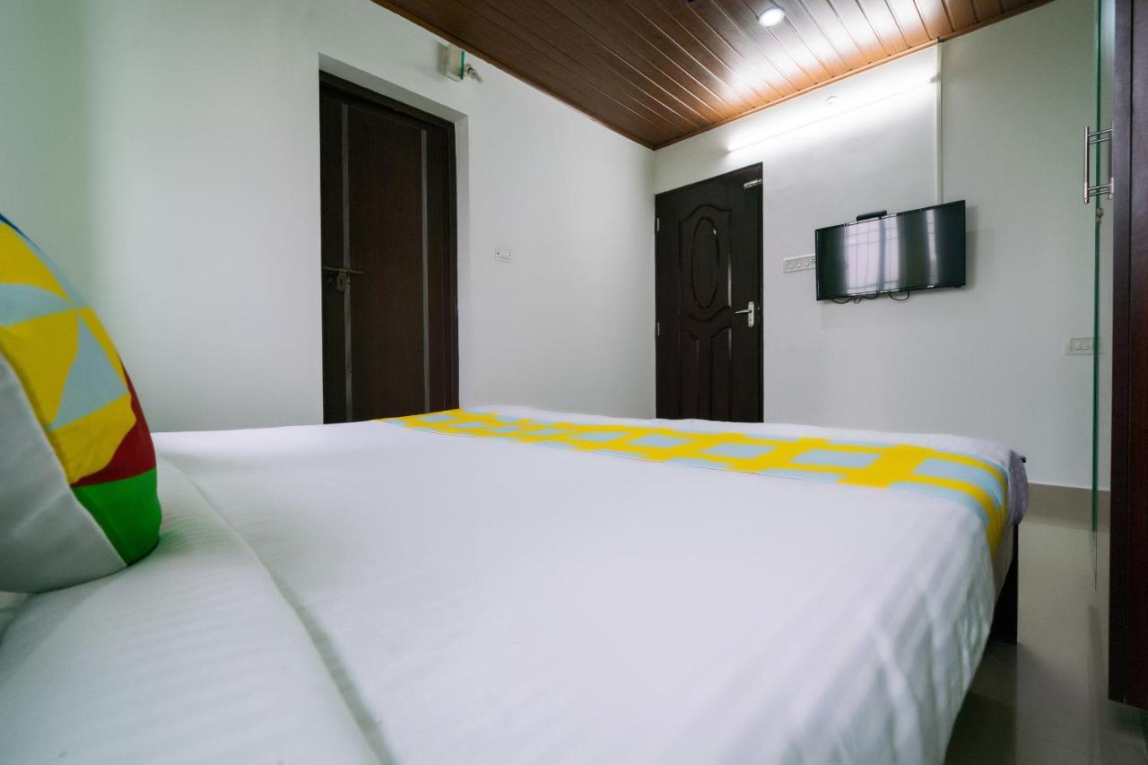 Oyo Home 49697 Aj Apartments Kochi Kültér fotó