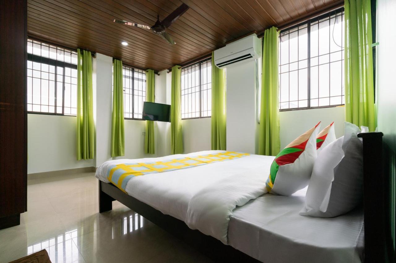 Oyo Home 49697 Aj Apartments Kochi Kültér fotó